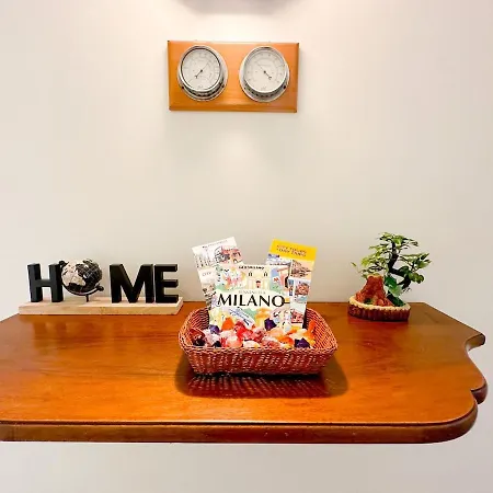 In Front Of Metro Cadorna La Casa Degli Artisti Mediolan