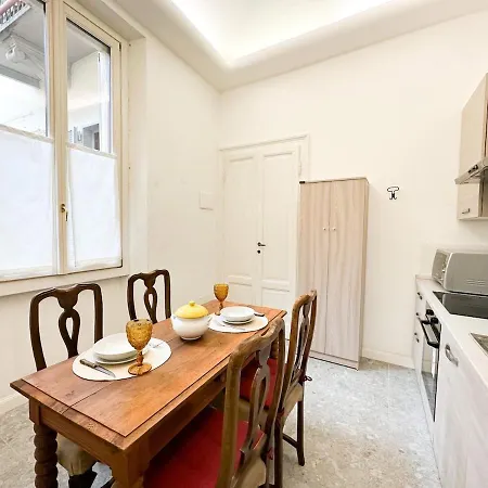 In Front Of Metro Cadorna La Casa Degli Artisti Apartament Mediolan